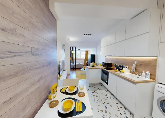 Modern 4 Min Walk From Alexander Nevski Apartment *